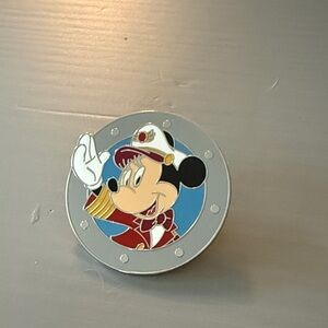 Disney Cruise Line Minnie Mouse porthole